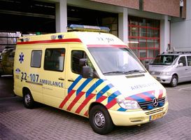 Normal_ambulance_3